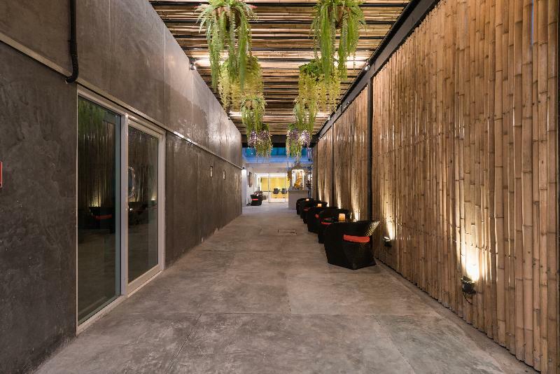 Patong Swiss Hotel Beach Front Phuket Exterior foto